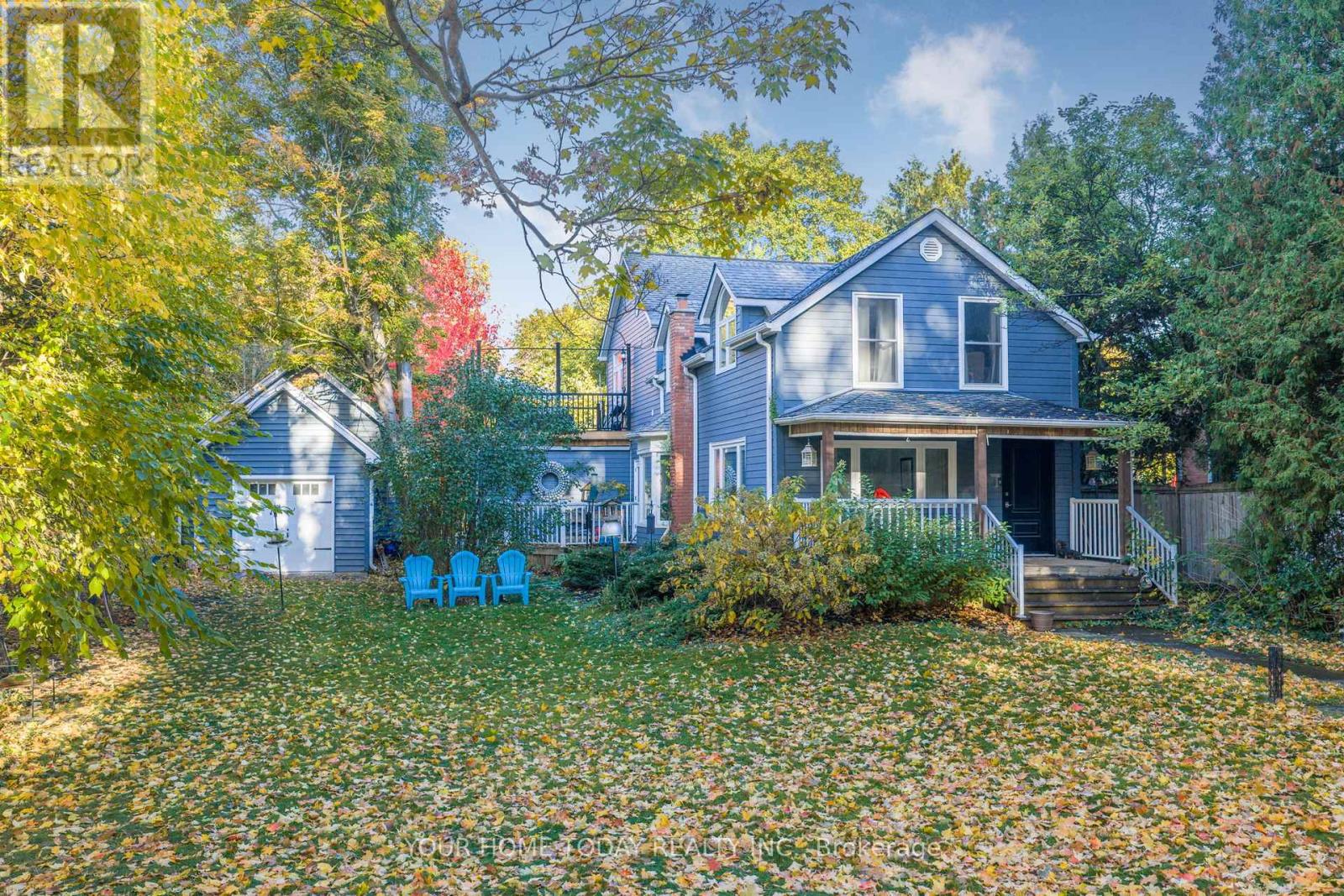 15 Queen Street, Halton Hills (Georgetown), Ontario  L7G 2E3 - Photo 2 - W13008256