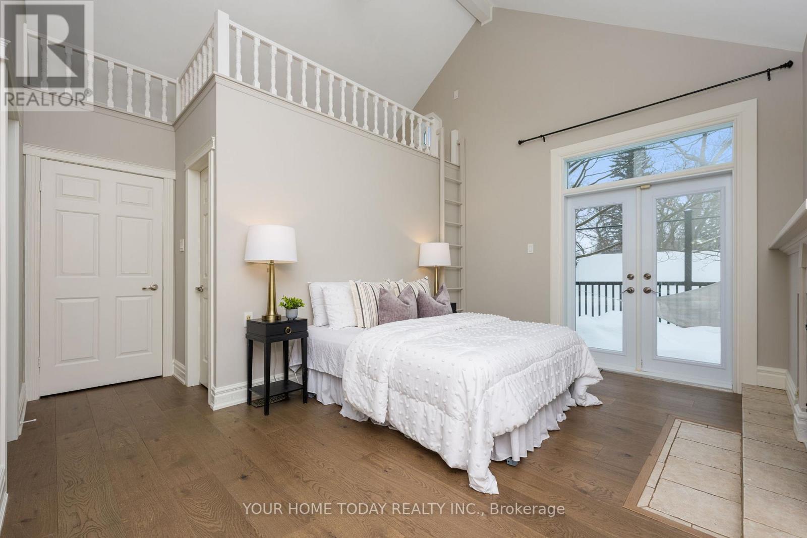 15 Queen Street, Halton Hills (Georgetown), Ontario  L7G 2E3 - Photo 21 - W13008256