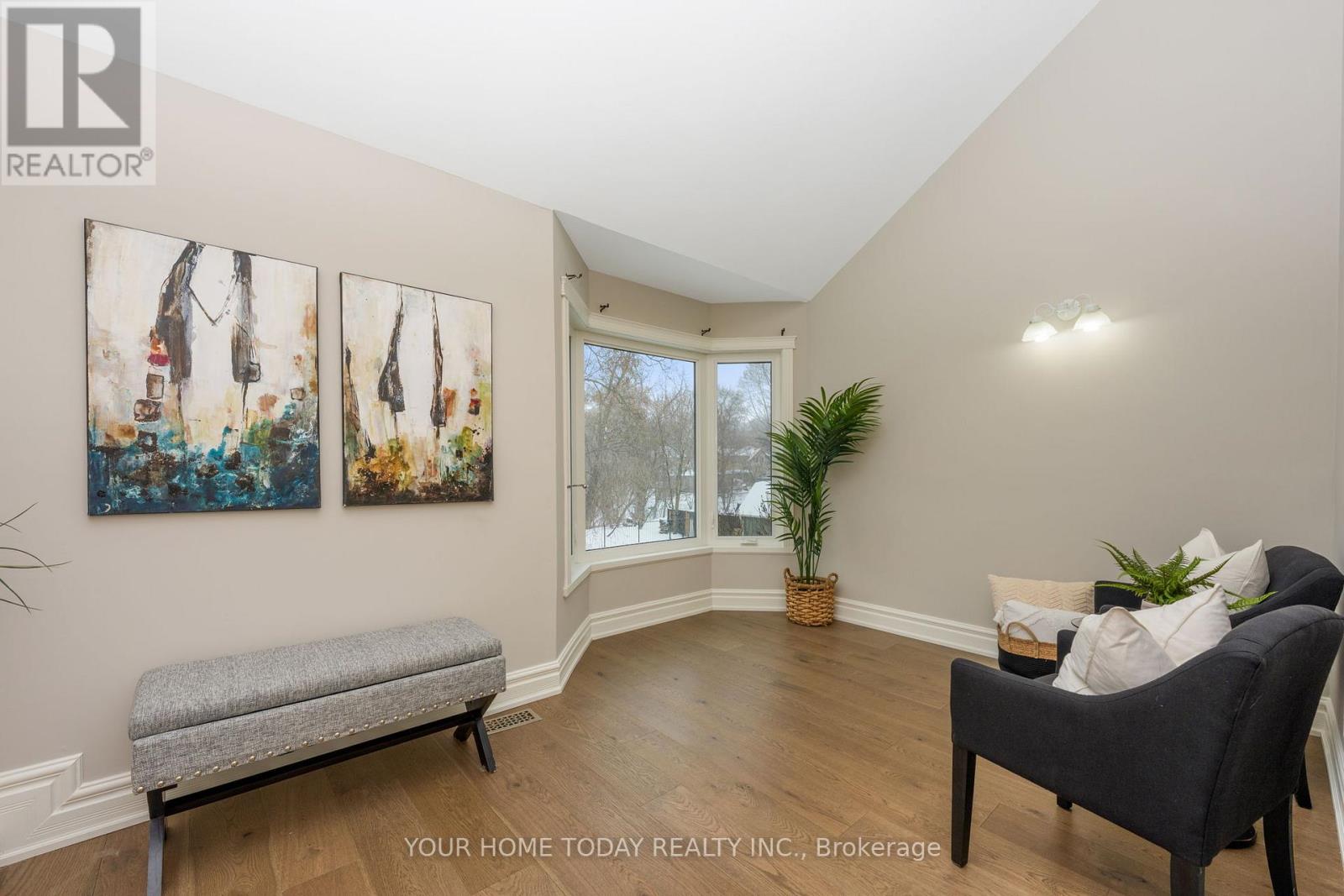 15 Queen Street, Halton Hills (Georgetown), Ontario  L7G 2E3 - Photo 25 - W13008256