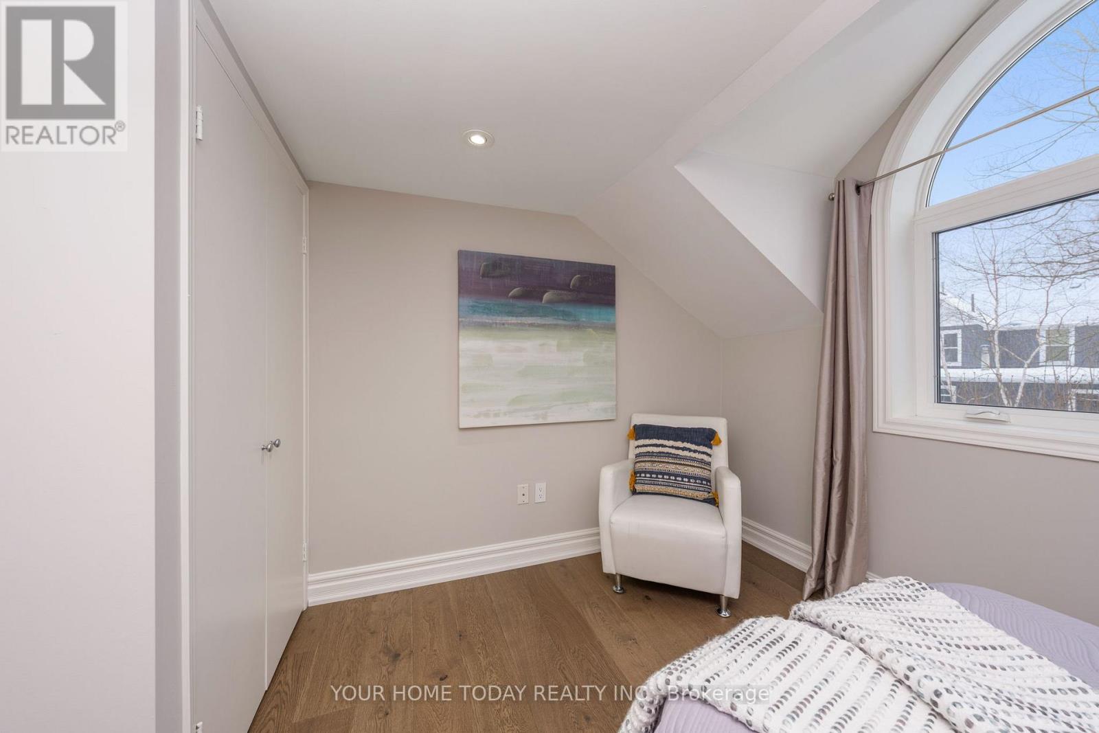 15 Queen Street, Halton Hills (Georgetown), Ontario  L7G 2E3 - Photo 28 - W13008256