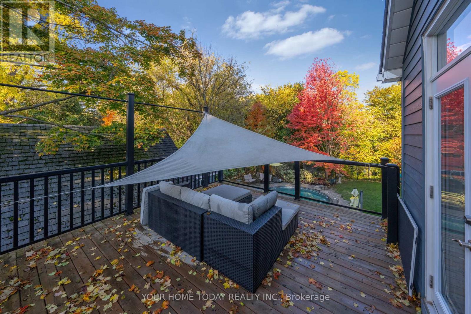 15 Queen Street, Halton Hills (Georgetown), Ontario  L7G 2E3 - Photo 39 - W13008256