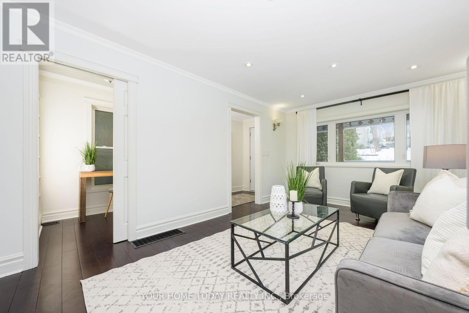 15 Queen Street, Halton Hills (Georgetown), Ontario  L7G 2E3 - Photo 6 - W13008256