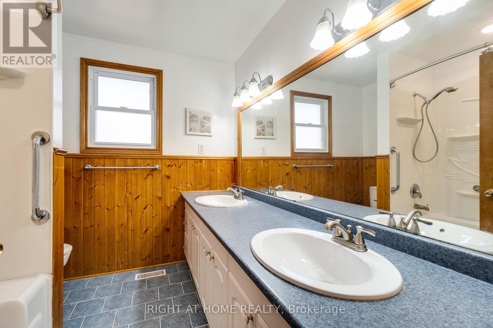 109 Rexway Drive, Halton Hills (Georgetown), Ontario  L7G 1R3 - Photo 22 - W13008468