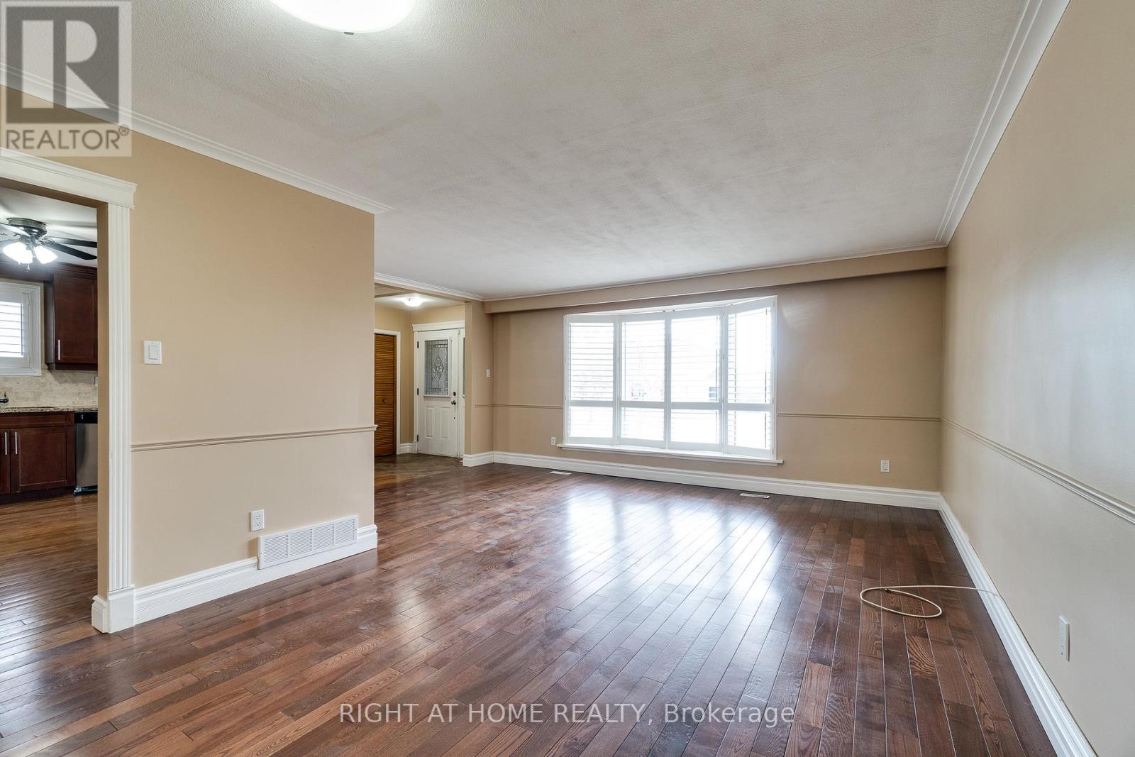 109 Rexway Drive, Halton Hills (Georgetown), Ontario  L7G 1R3 - Photo 8 - W13008468