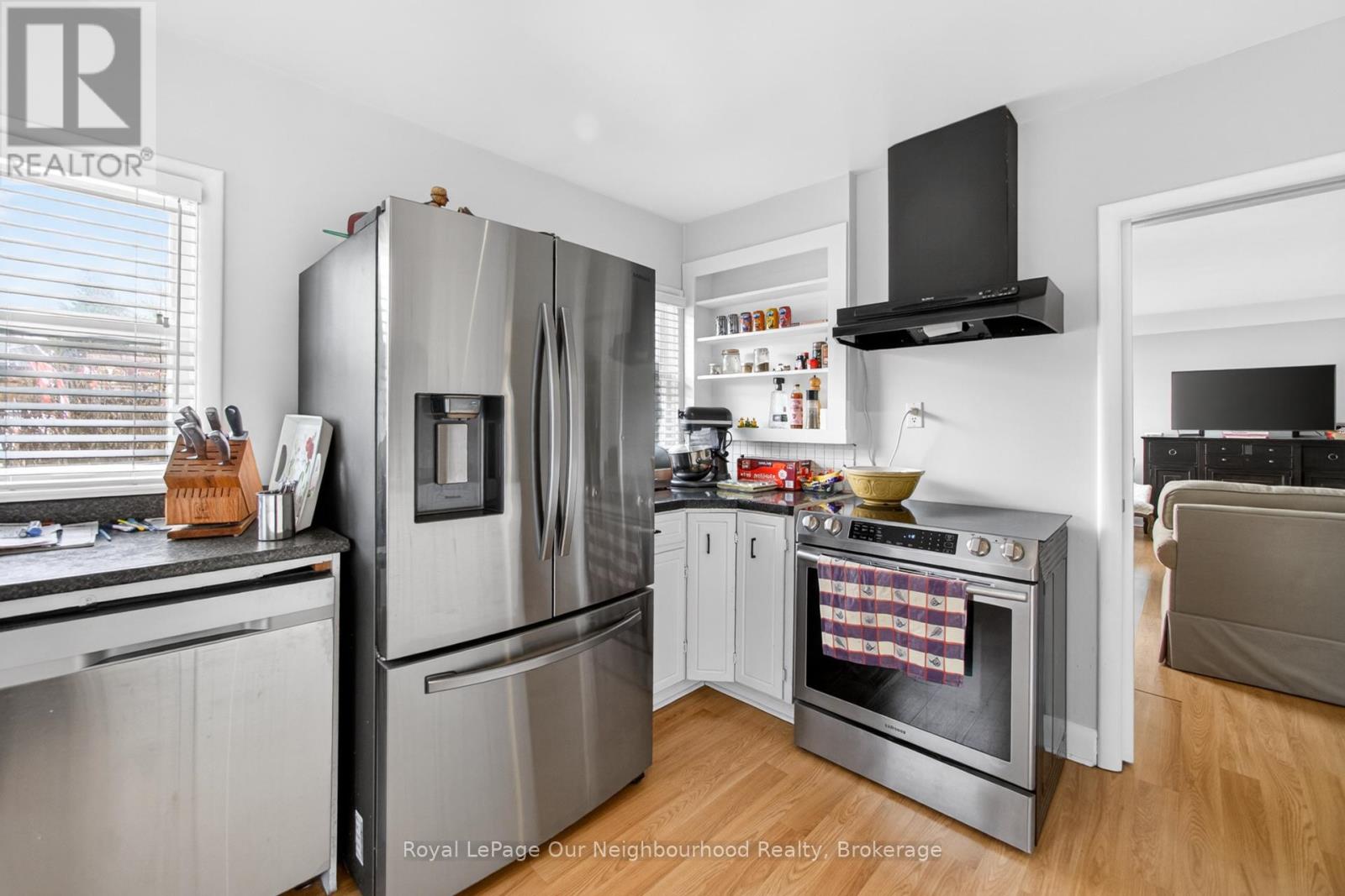 45 Main Street N, Milton (Campbellville), Ontario  L0P 1B0 - Photo 16 - W13008494