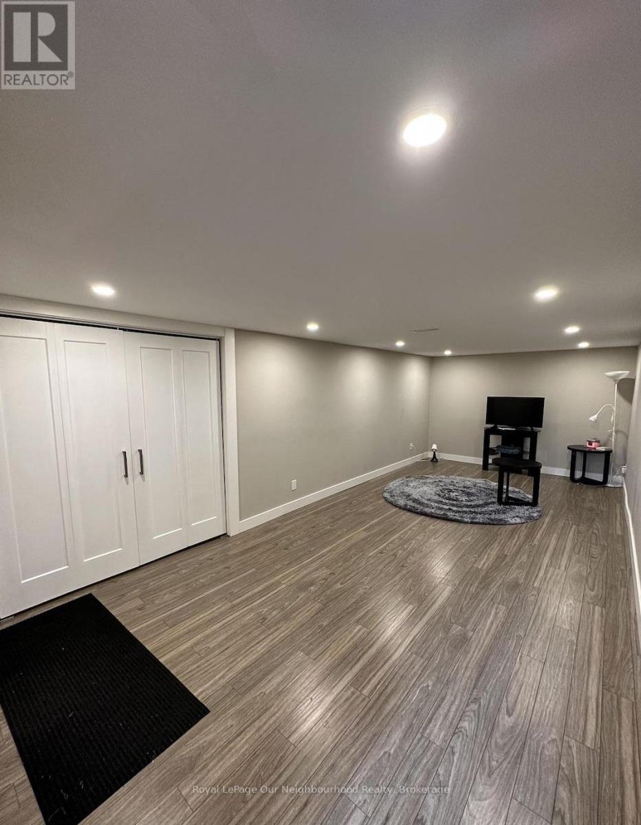 45 Main Street N, Milton (Campbellville), Ontario  L0P 1B0 - Photo 30 - W13008494