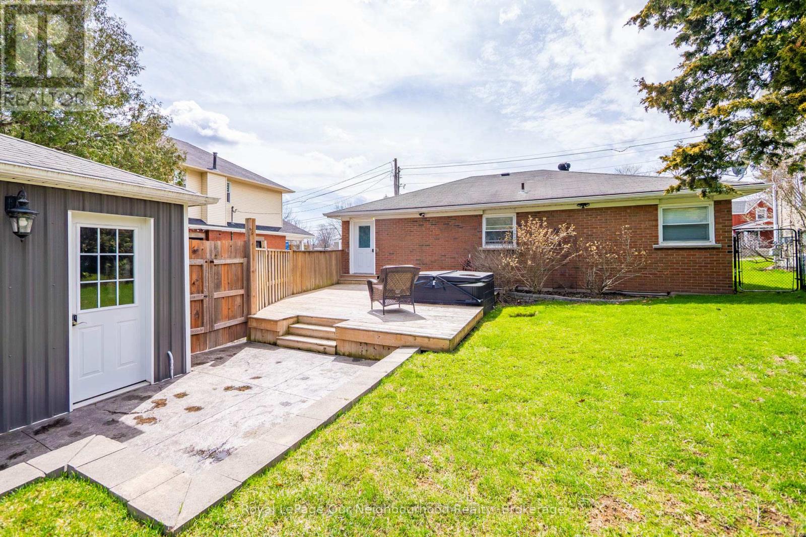 45 Main Street N, Milton (Campbellville), Ontario  L0P 1B0 - Photo 42 - W13008494