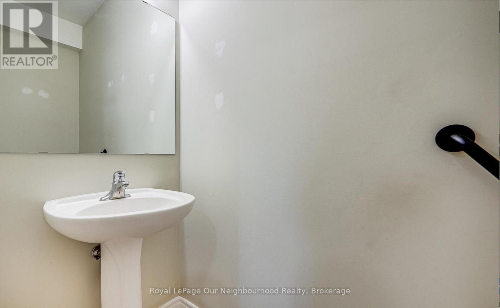 51 Main Street N, Milton (Campbellville), Ontario  L0P 1B0 - Photo 13 - W13008502