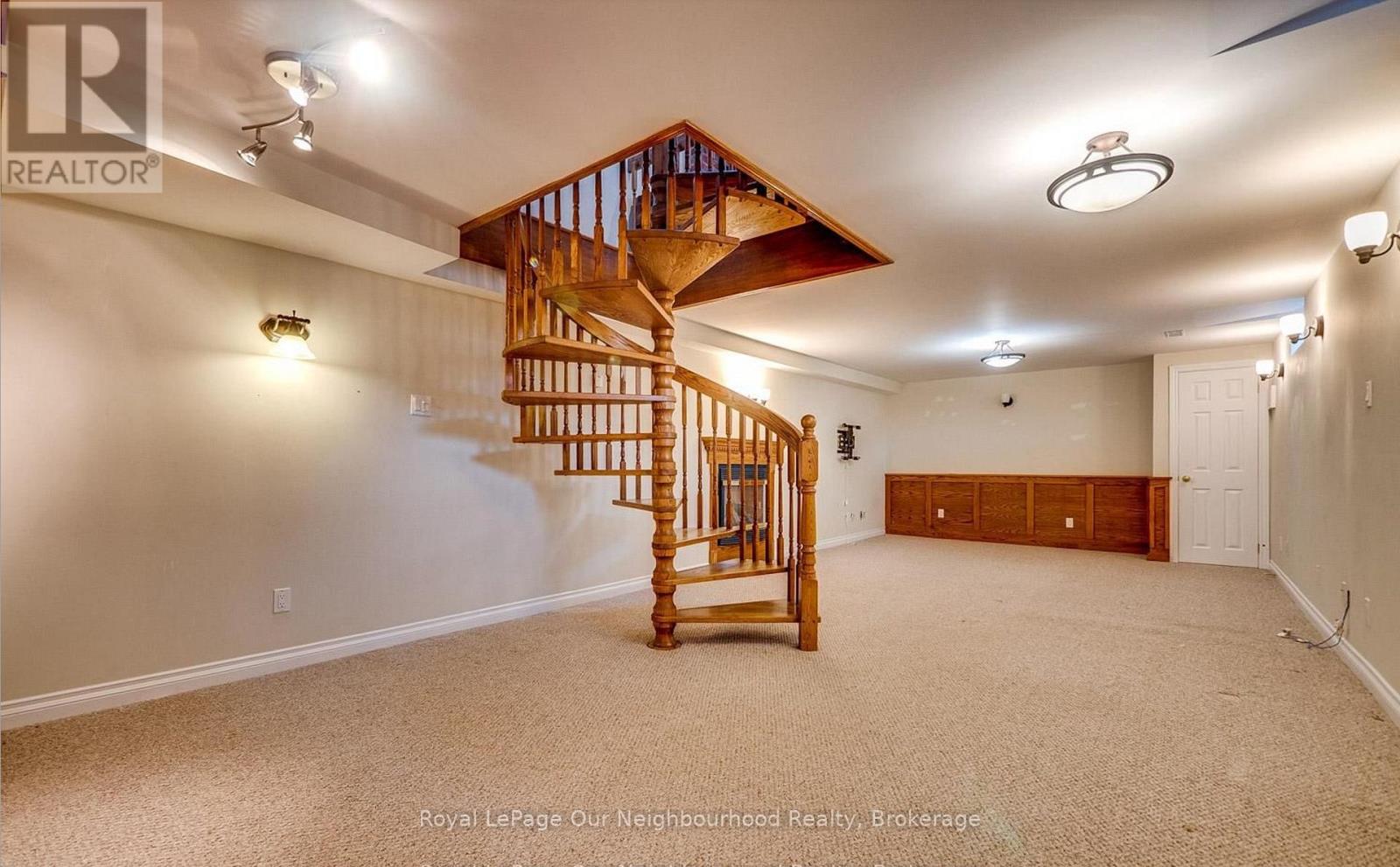 51 Main Street N, Milton (Campbellville), Ontario  L0P 1B0 - Photo 24 - W13008502