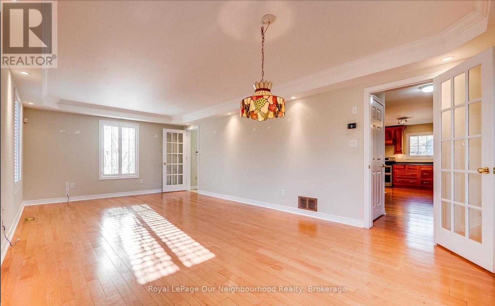 51 Main Street N, Milton (Campbellville), Ontario  L0P 1B0 - Photo 7 - W13008502