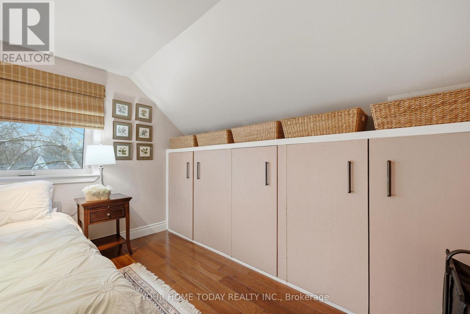 36 Queen Street, Halton Hills (Georgetown), Ontario  L7G 2E6 - Photo 20 - W13008614