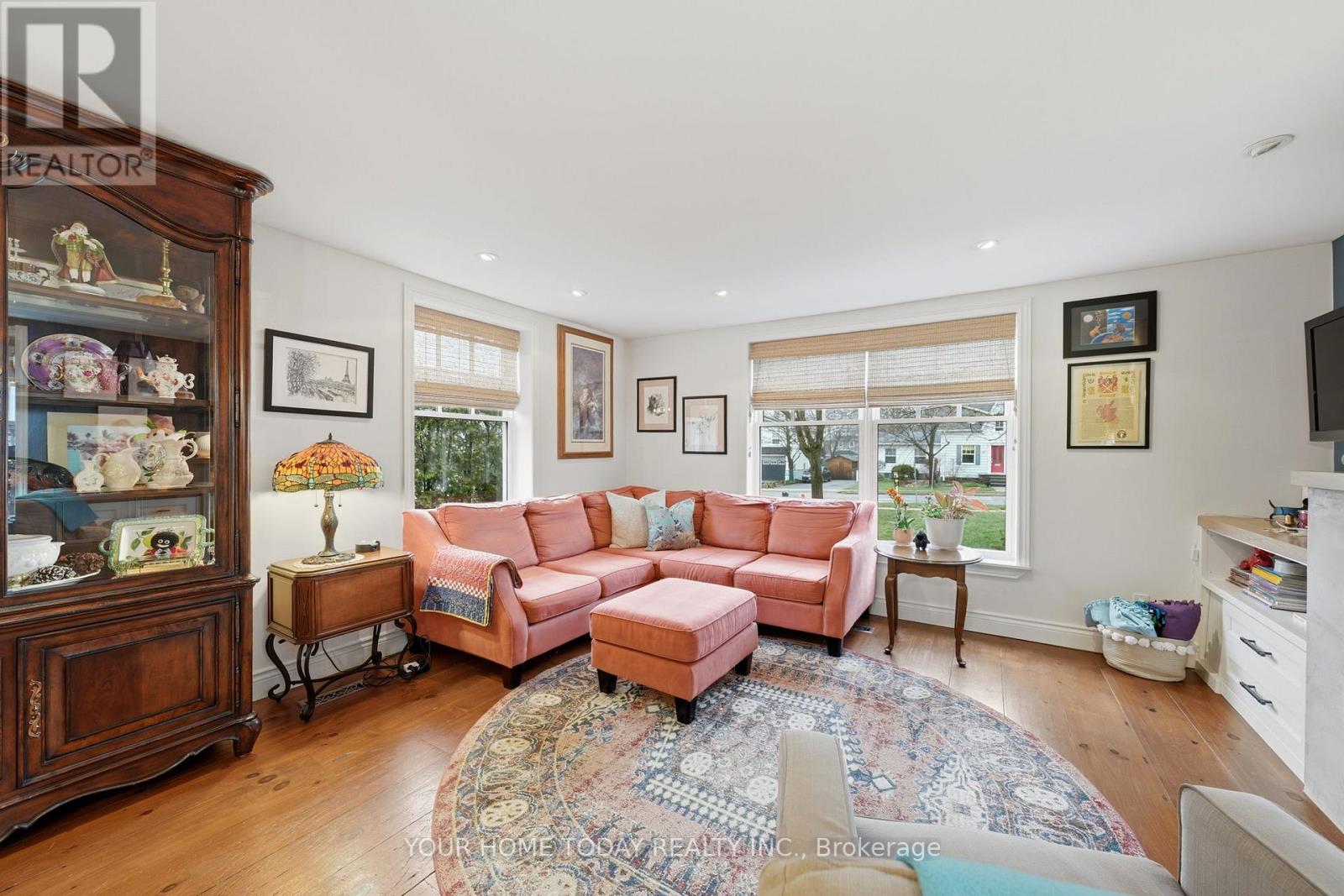 36 Queen Street, Halton Hills (Georgetown), Ontario  L7G 2E6 - Photo 7 - W13008614