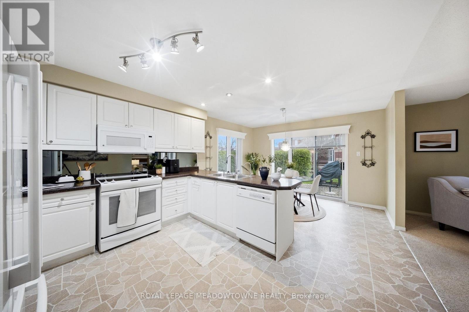 20 Huffmann Drive, Halton Hills (Georgetown), Ontario  L7G 5W4 - Photo 18 - W13011482