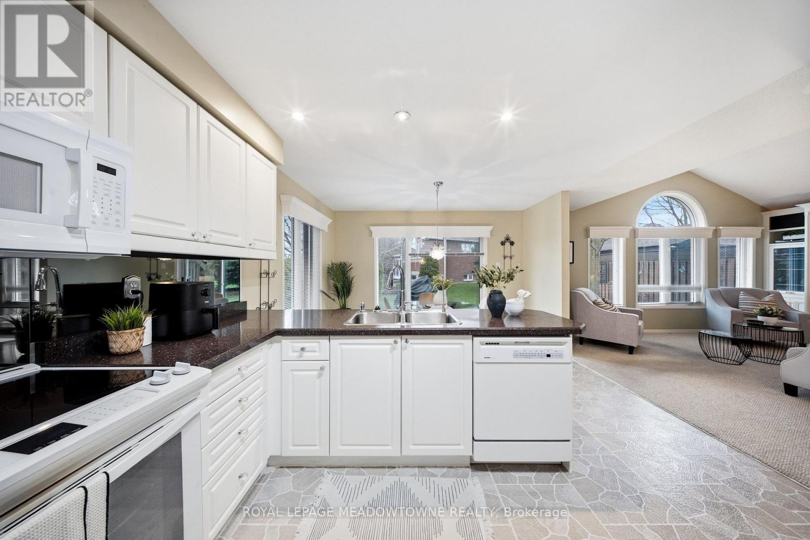 20 Huffmann Drive, Halton Hills (Georgetown), Ontario  L7G 5W4 - Photo 21 - W13011482