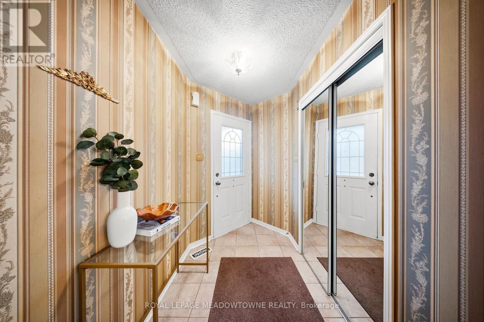 20 Huffmann Drive, Halton Hills (Georgetown), Ontario  L7G 5W4 - Photo 9 - W13011482