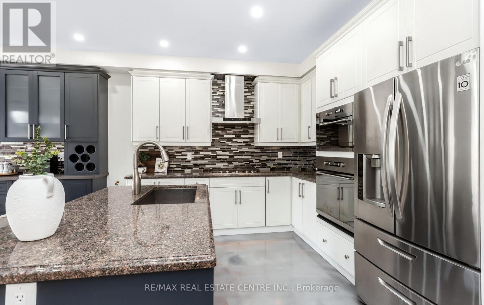 157 Niagara Trail, Halton Hills (Georgetown), Ontario  L7G 0H4 - Photo 18 - W13011486