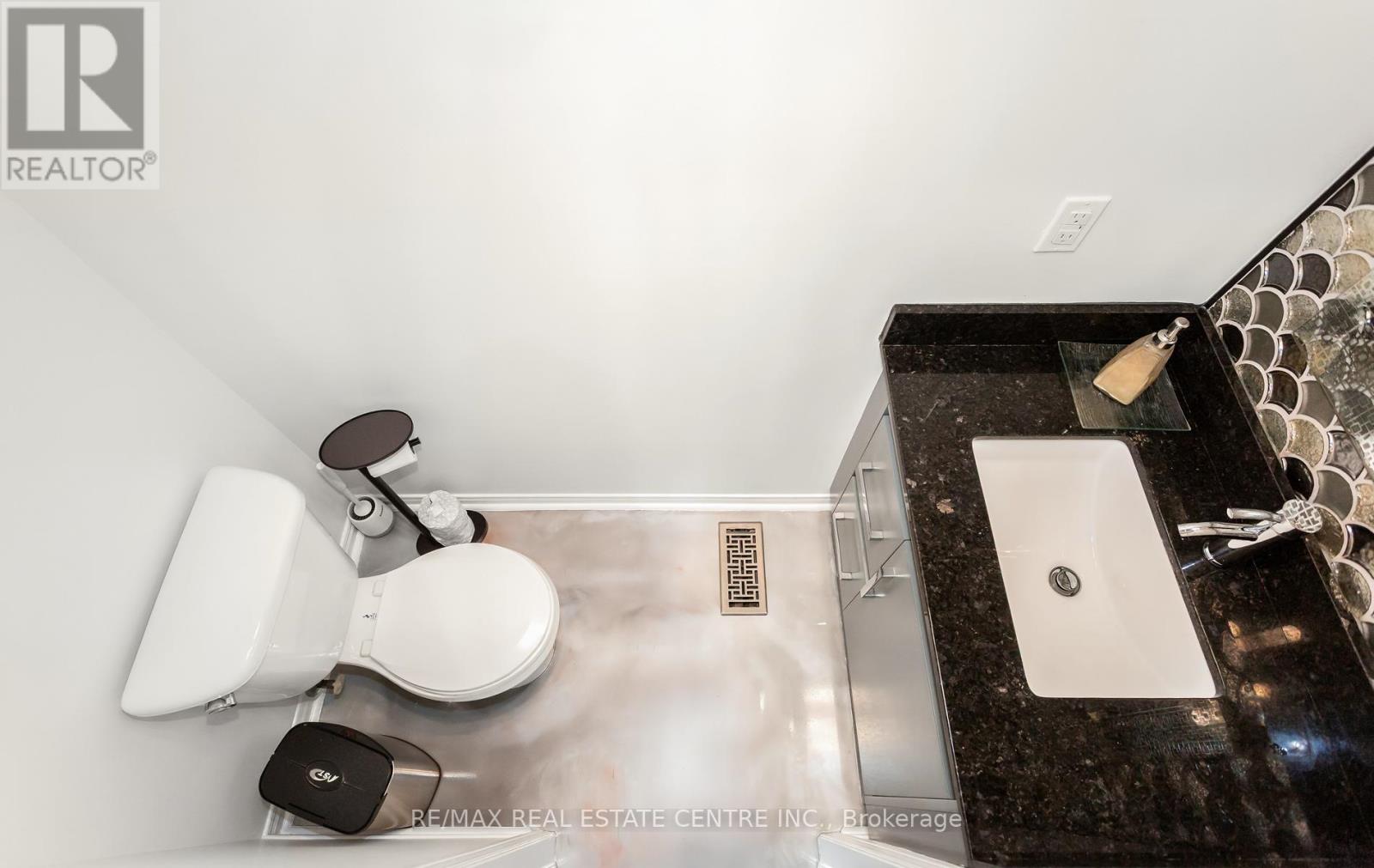 157 Niagara Trail, Halton Hills (Georgetown), Ontario  L7G 0H4 - Photo 21 - W13011486