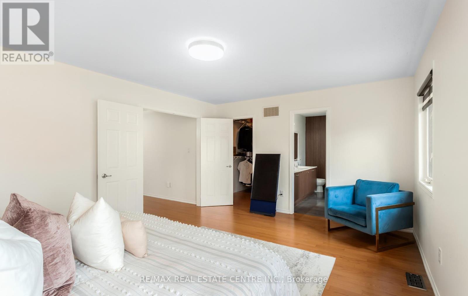 157 Niagara Trail, Halton Hills (Georgetown), Ontario  L7G 0H4 - Photo 23 - W13011486