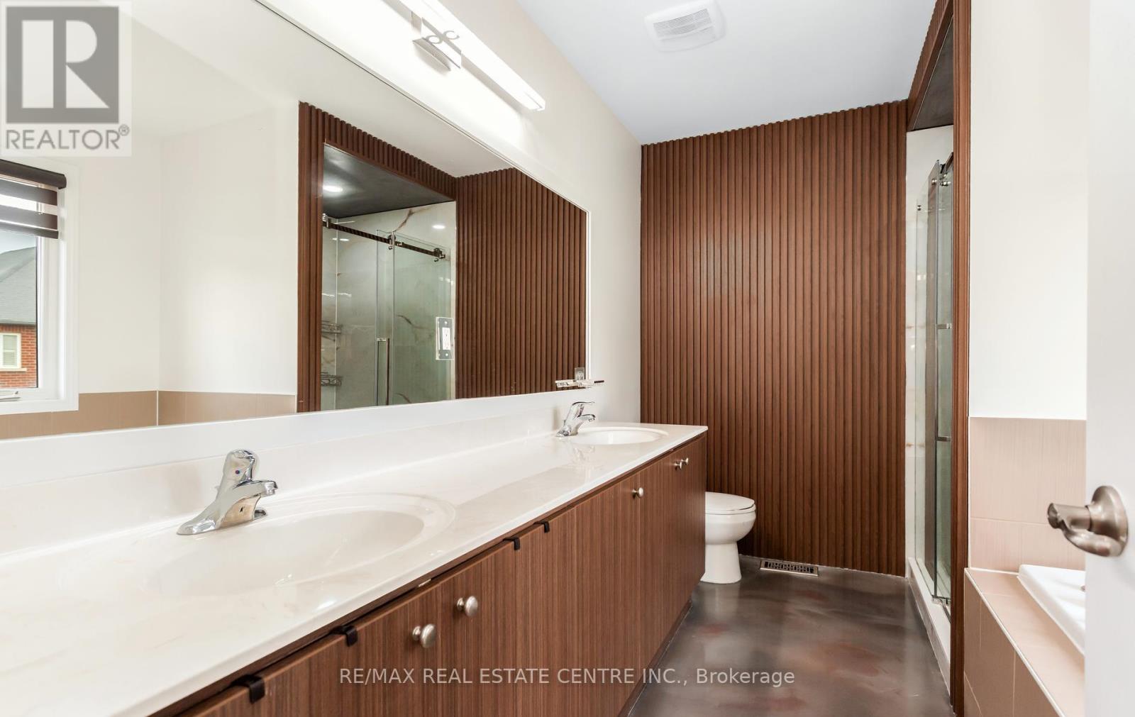 157 Niagara Trail, Halton Hills (Georgetown), Ontario  L7G 0H4 - Photo 24 - W13011486