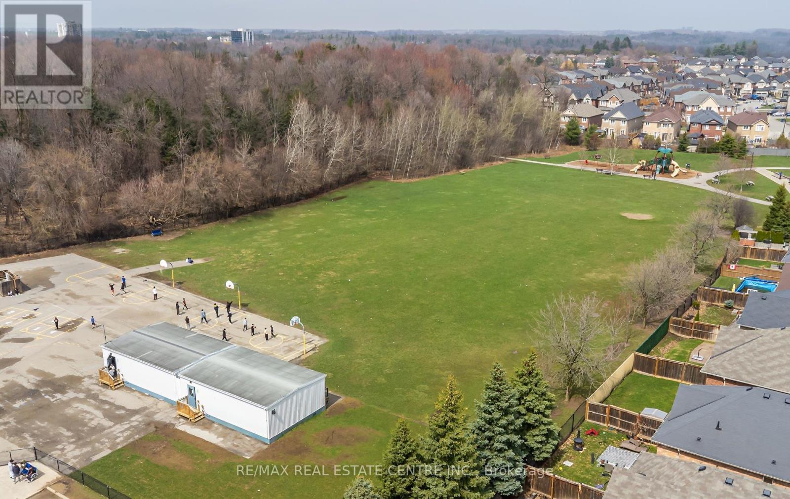 157 Niagara Trail, Halton Hills (Georgetown), Ontario  L7G 0H4 - Photo 47 - W13011486