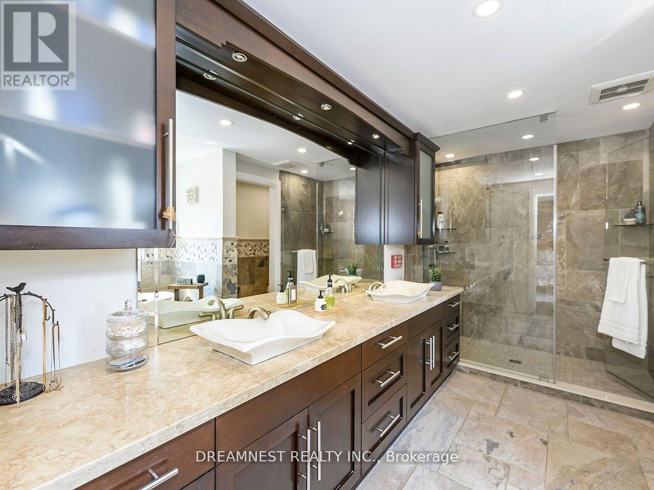 11132 Mcfarland Court, Milton (Brookville/haltonville), Ontario  L0P 1B0 - Photo 11 - W13012604