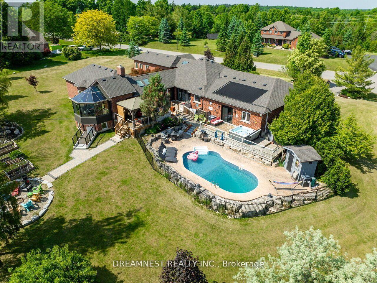 11132 Mcfarland Court, Milton (Brookville/haltonville), Ontario  L0P 1B0 - Photo 2 - W13012604