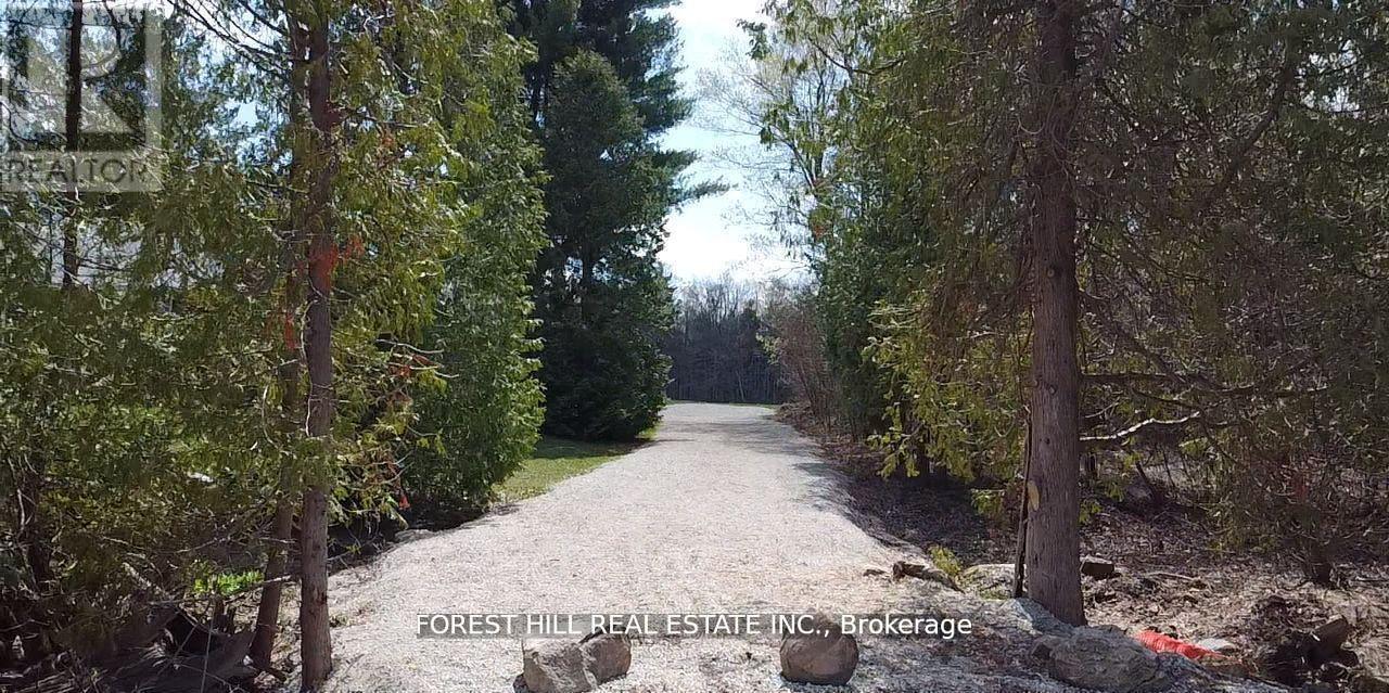 7406 17 Side Road, Halton Hills (Es Rural Esquesing), Ontario  L7J 2M1 - Photo 1 - W13013458