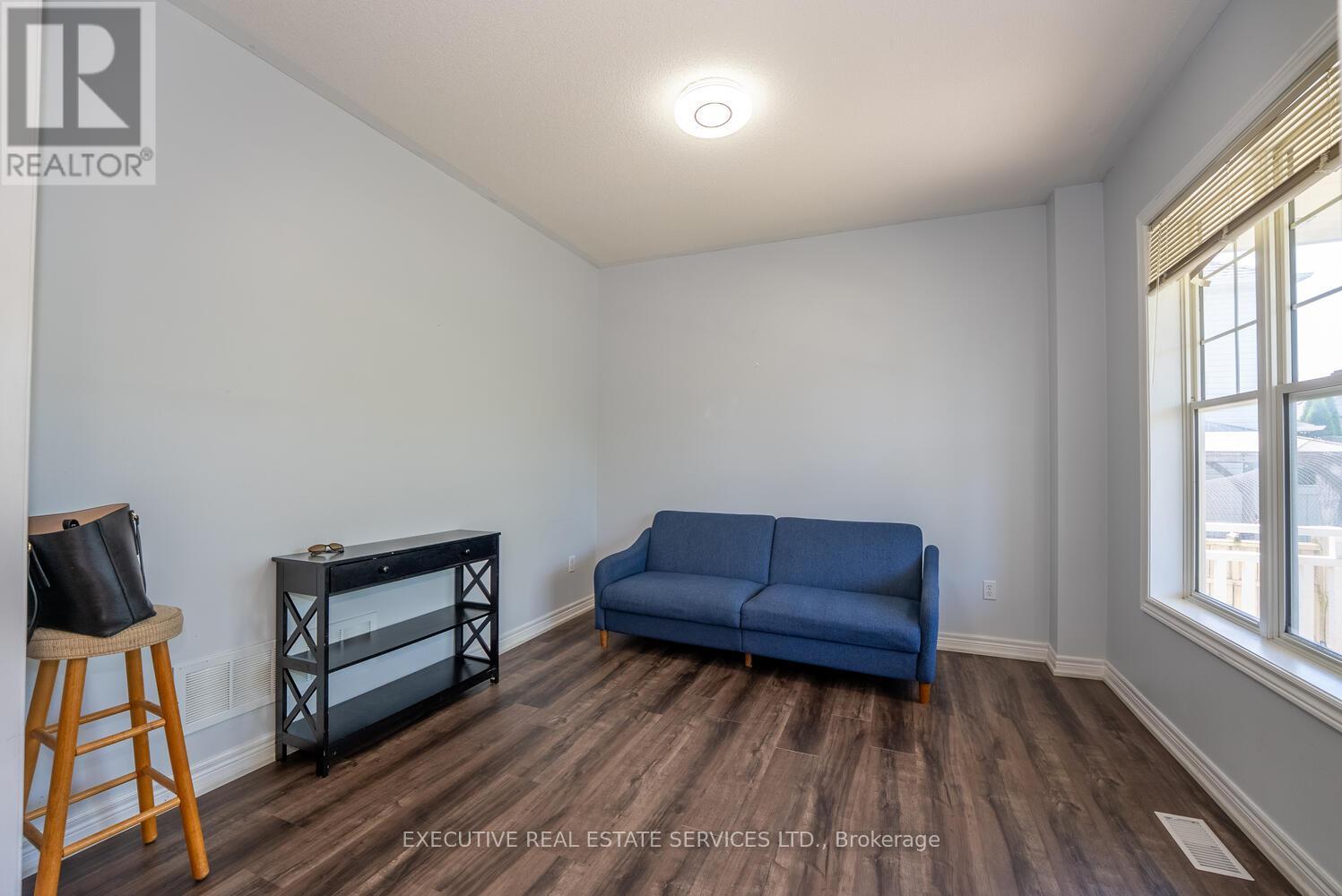 39 Hurst Street, Halton Hills (Ac Acton), Ontario  L7J 2Z8 - Photo 13 - W13014830