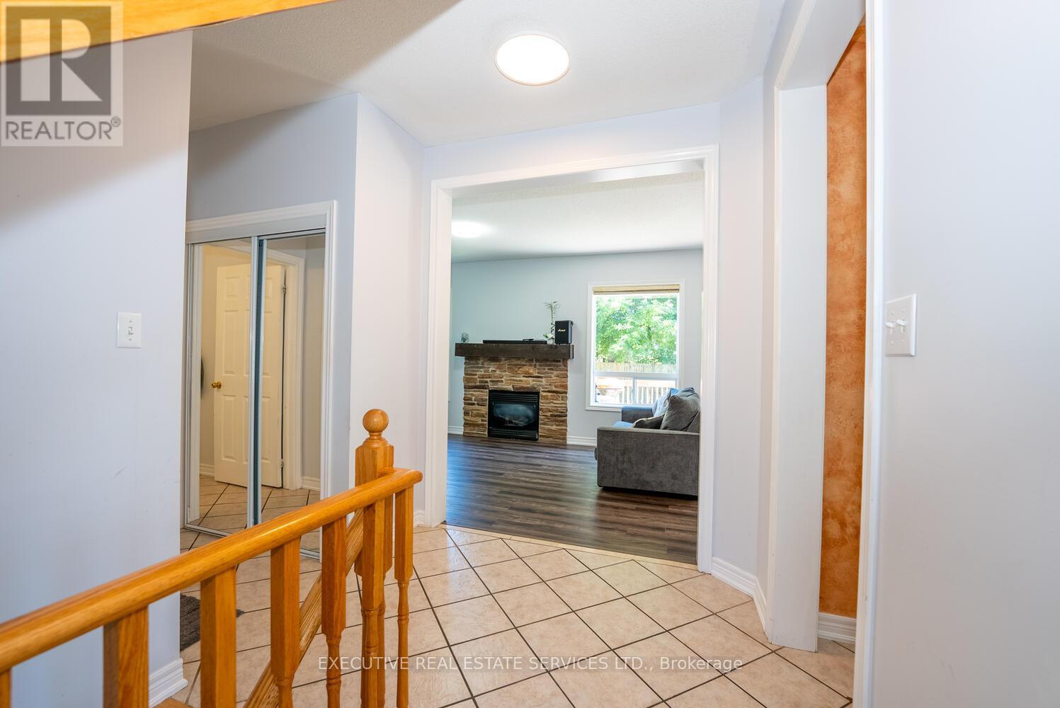 39 Hurst Street, Halton Hills (Ac Acton), Ontario  L7J 2Z8 - Photo 15 - W13014830