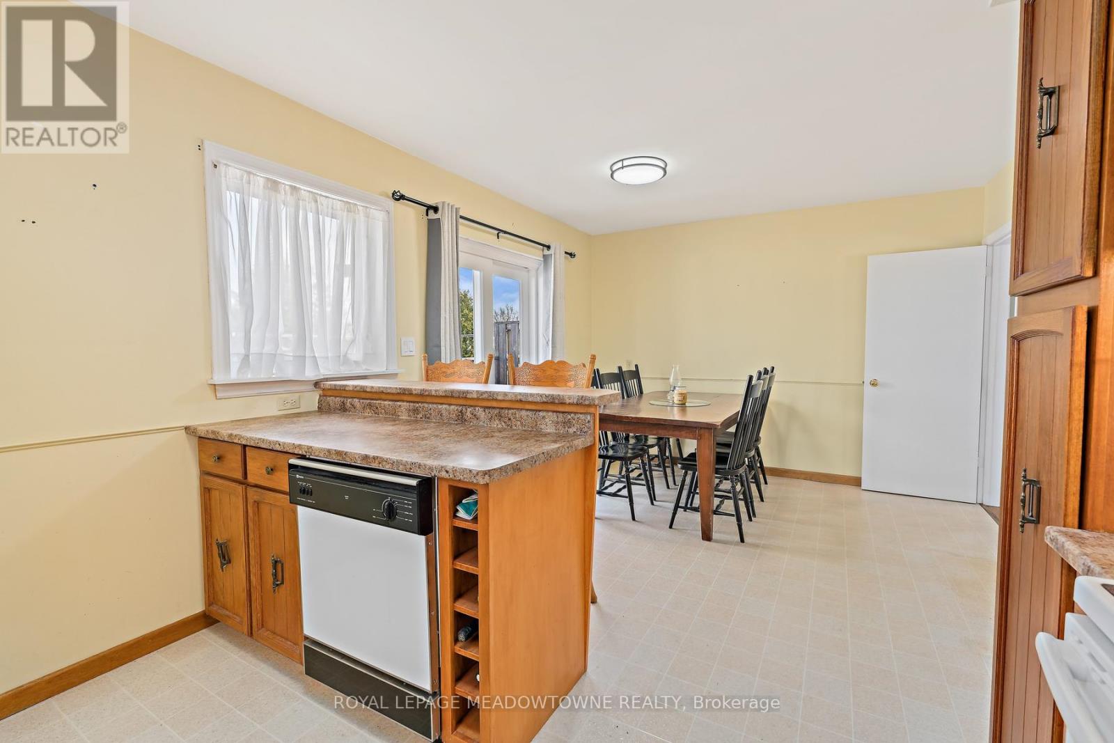 456 Delrex Boulevard, Halton Hills (Georgetown), Ontario  L7G 4J2 - Photo 10 - W13016222