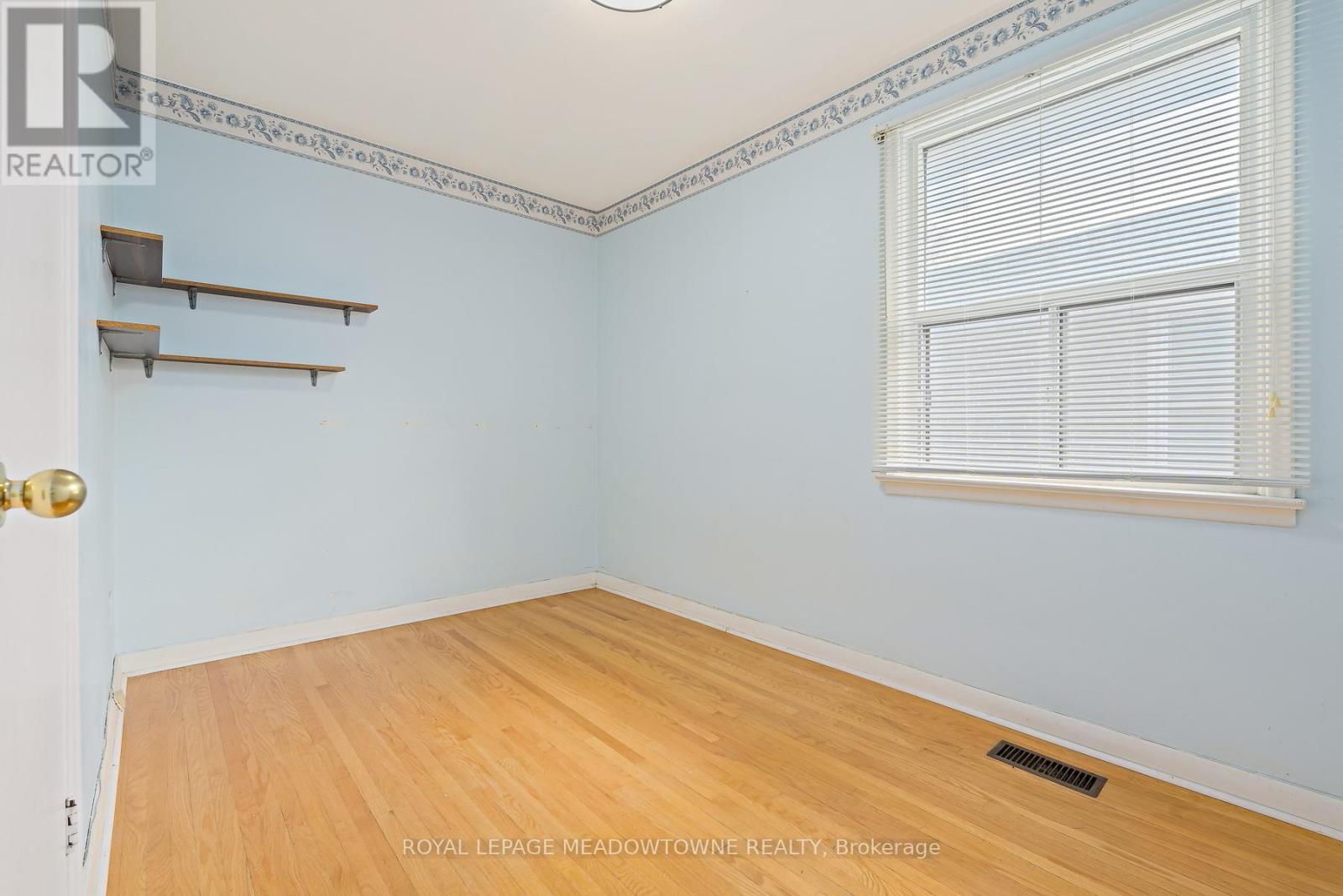 456 Delrex Boulevard, Halton Hills (Georgetown), Ontario  L7G 4J2 - Photo 13 - W13016222