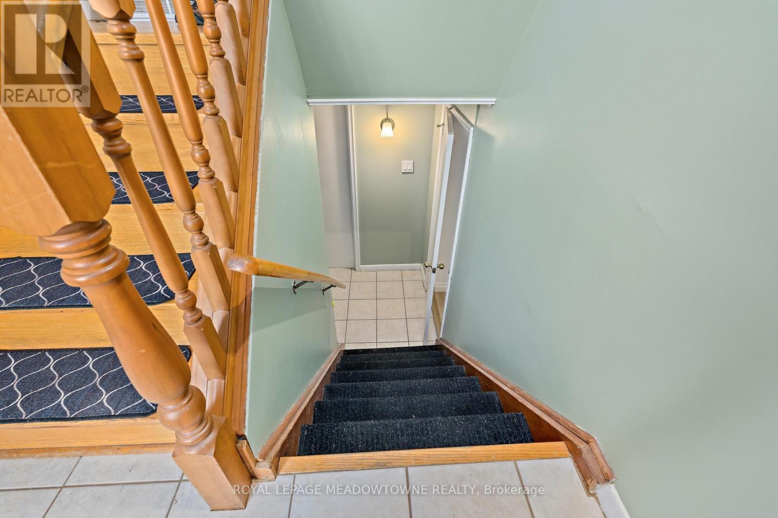 456 Delrex Boulevard, Halton Hills (Georgetown), Ontario  L7G 4J2 - Photo 14 - W13016222