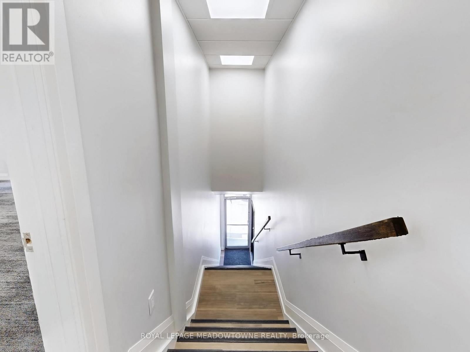 E - 37 Main Street S, Halton Hills (Georgetown), Ontario  L7G 3G2 - Photo 16 - W13018318