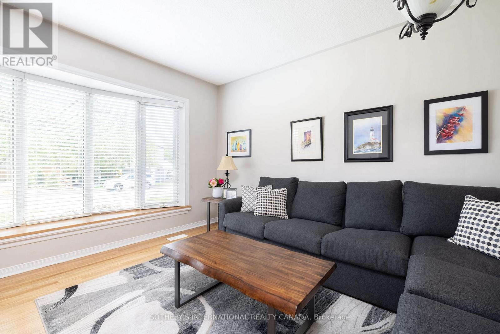 45 Churchill Crescent, Halton Hills (Georgetown), Ontario  L7G 2N2 - Photo 8 - W13019572