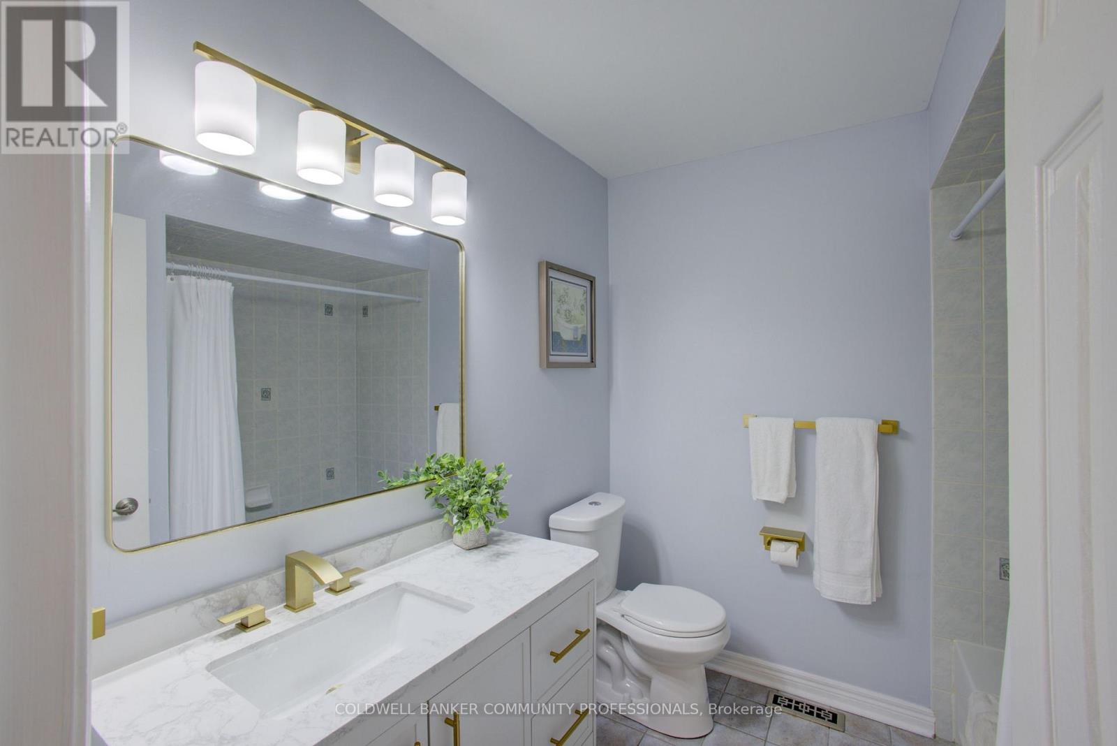 32 Mcclure Court, Halton Hills (Georgetown), Ontario  L7G 5X6 - Photo 31 - W13022146