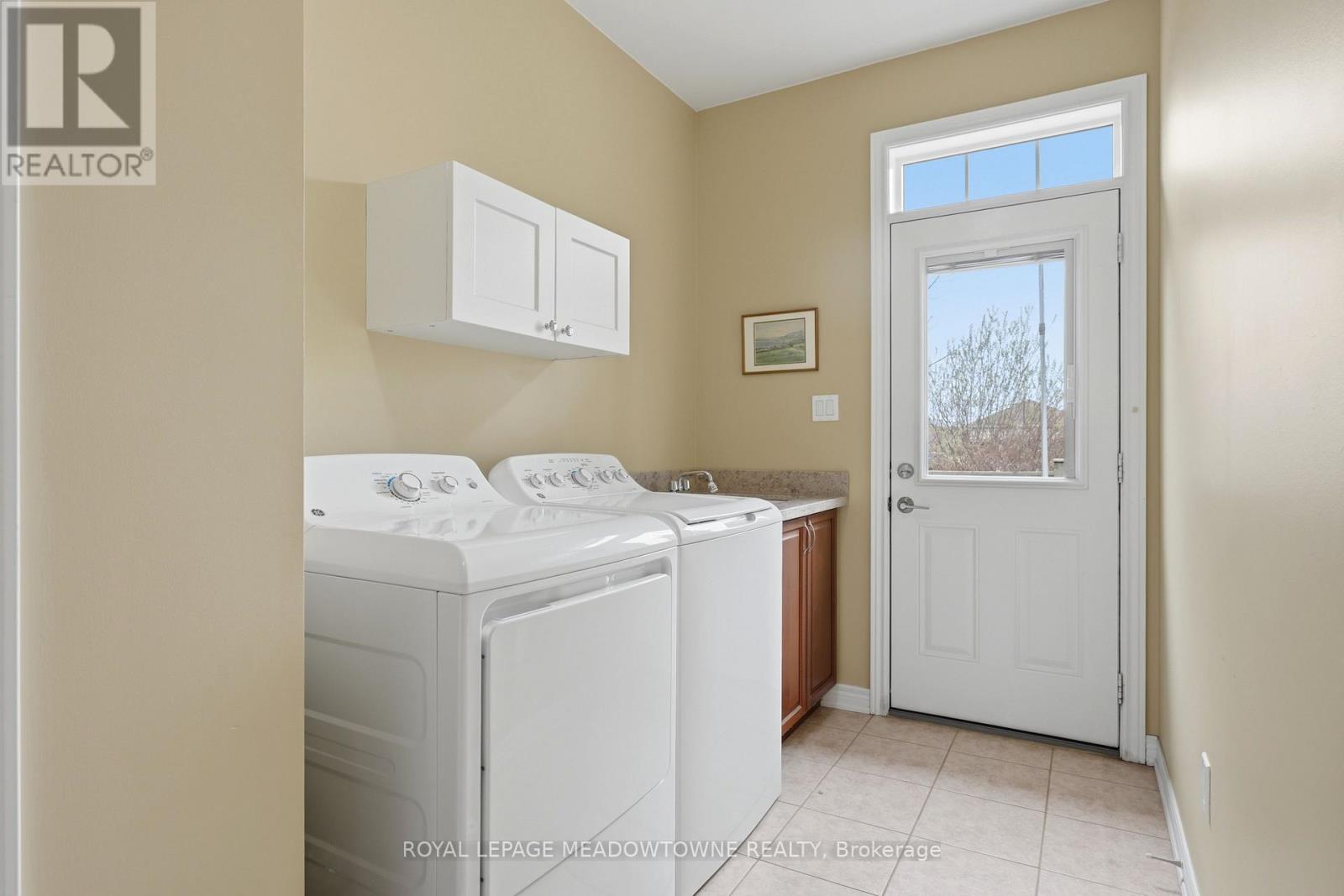 26 Garrison Square, Halton Hills (Georgetown), Ontario  L7G 0B9 - Photo 25 - W13024206