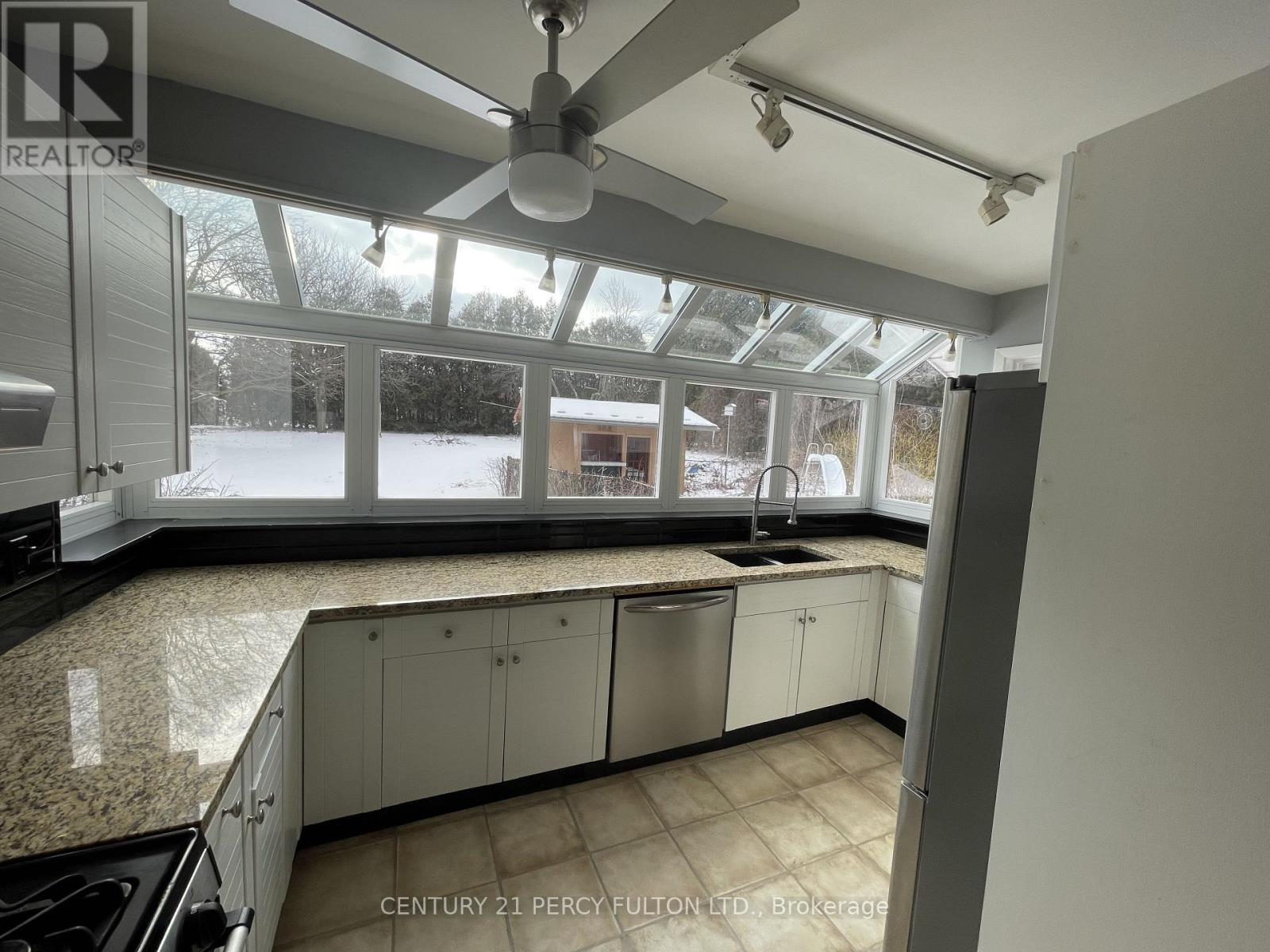 10208 Tenth Line, Halton Hills (Georgetown), Ontario  L0P 1K0 - Photo 10 - W13027496