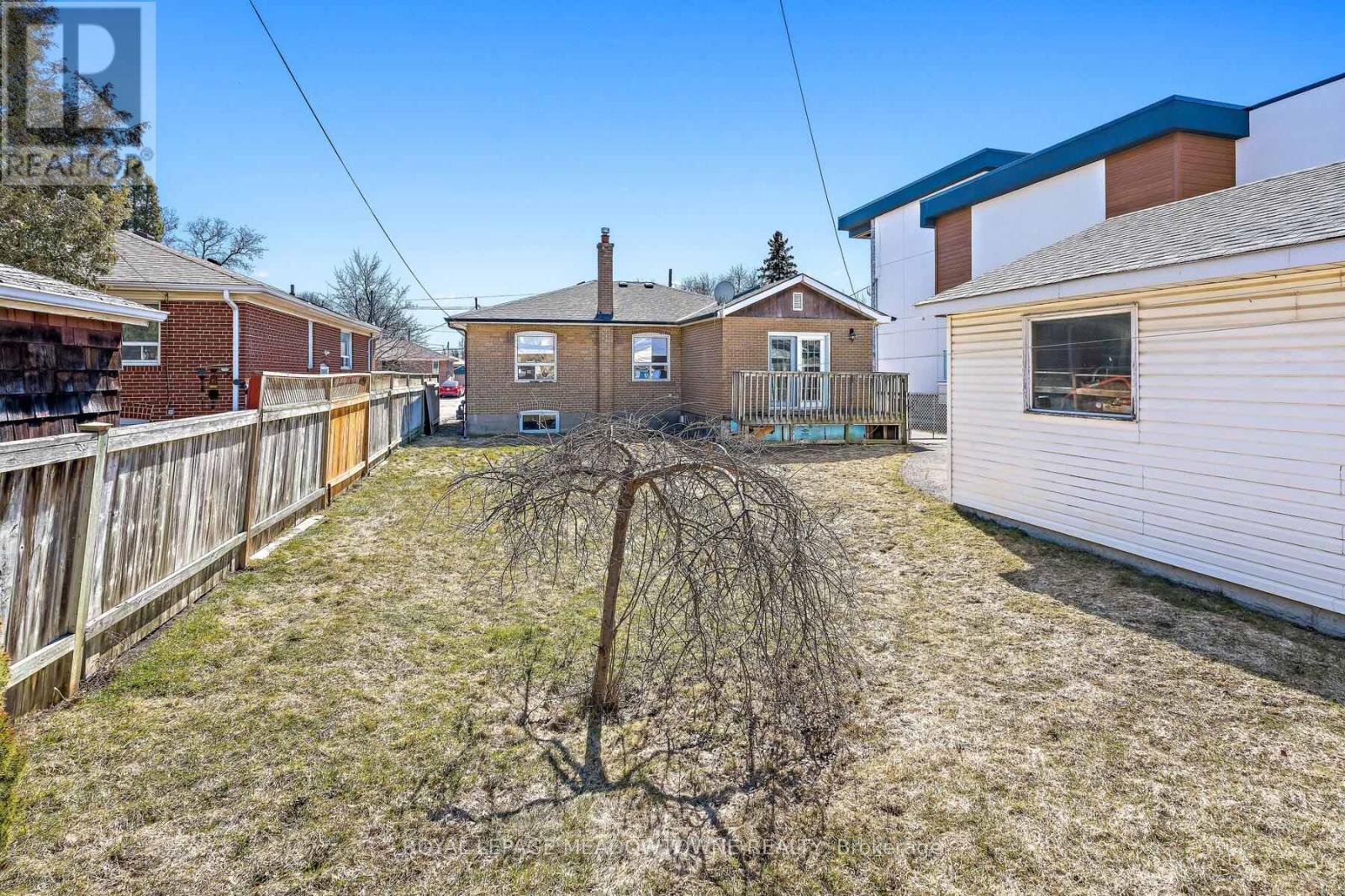 37 Prince Charles Drive, Halton Hills (Georgetown), Ontario  L7G 3T9 - Photo 30 - W13027682