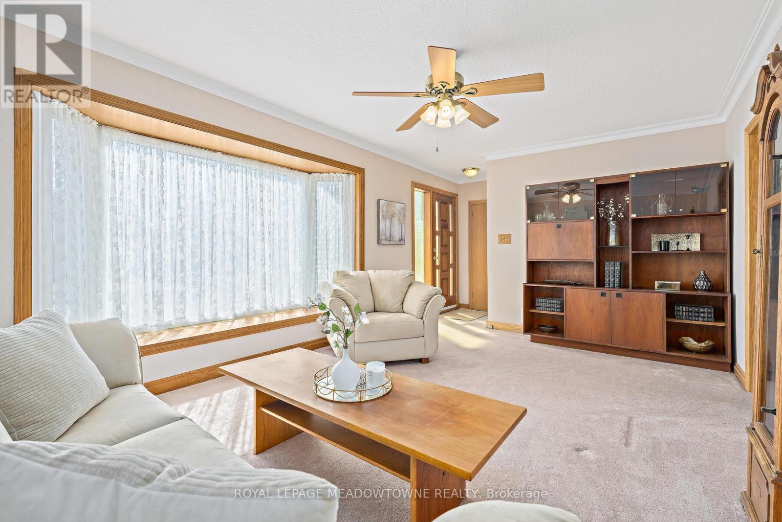 37 Prince Charles Drive, Halton Hills (Georgetown), Ontario  L7G 3T9 - Photo 8 - W13027682