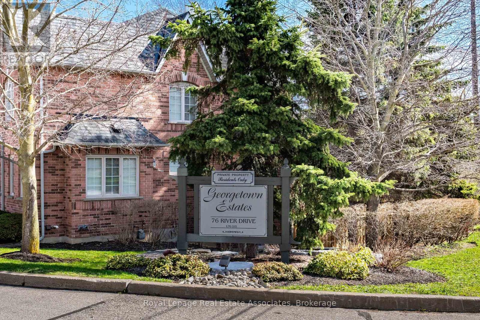 10 - 76 River Drive, Halton Hills (Georgetown), Ontario  L7G 2J2 - Photo 3 - W13027970
