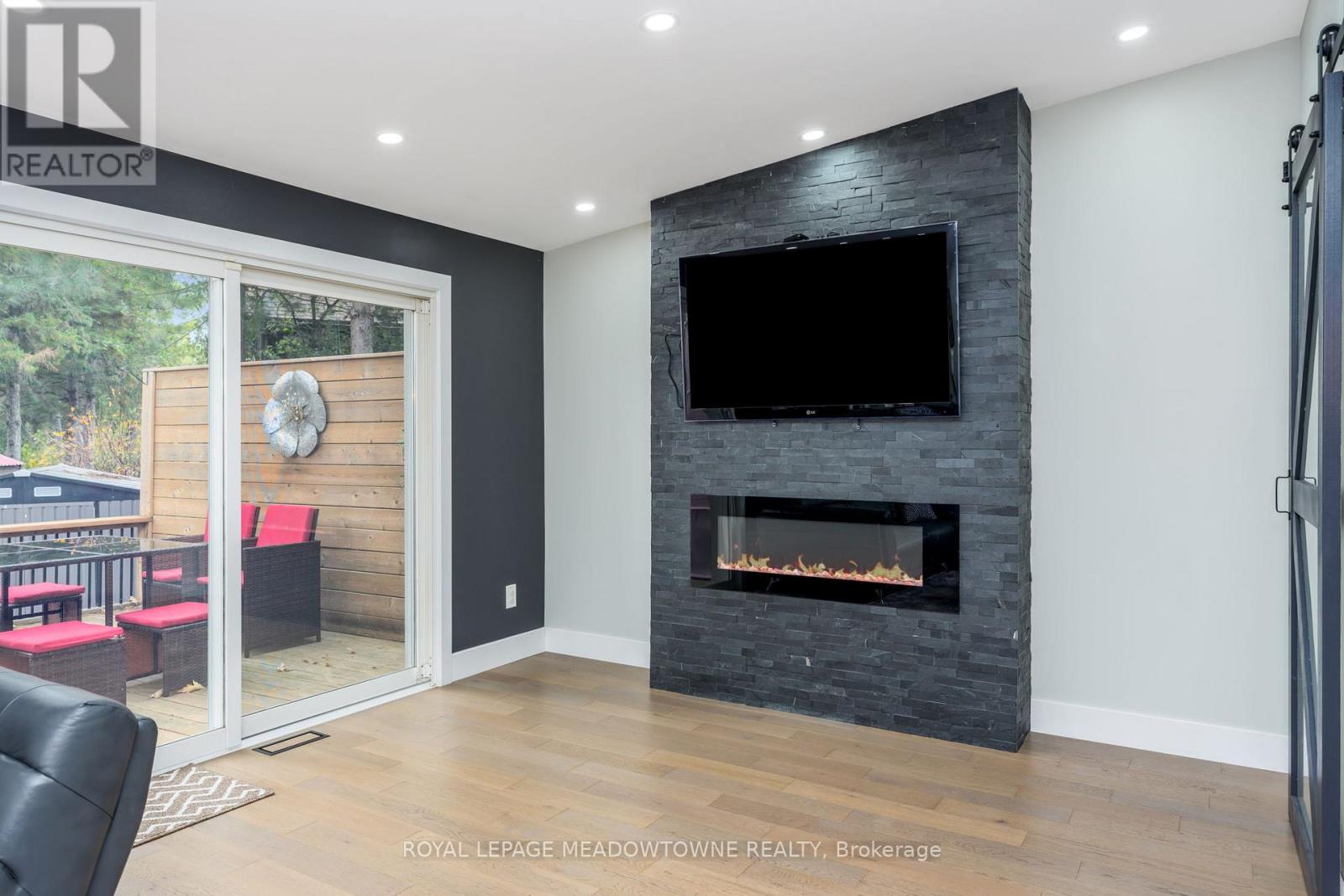 4 Chipper Court, Halton Hills (Georgetown), Ontario  L7G 1L3 - Photo 17 - W13028532