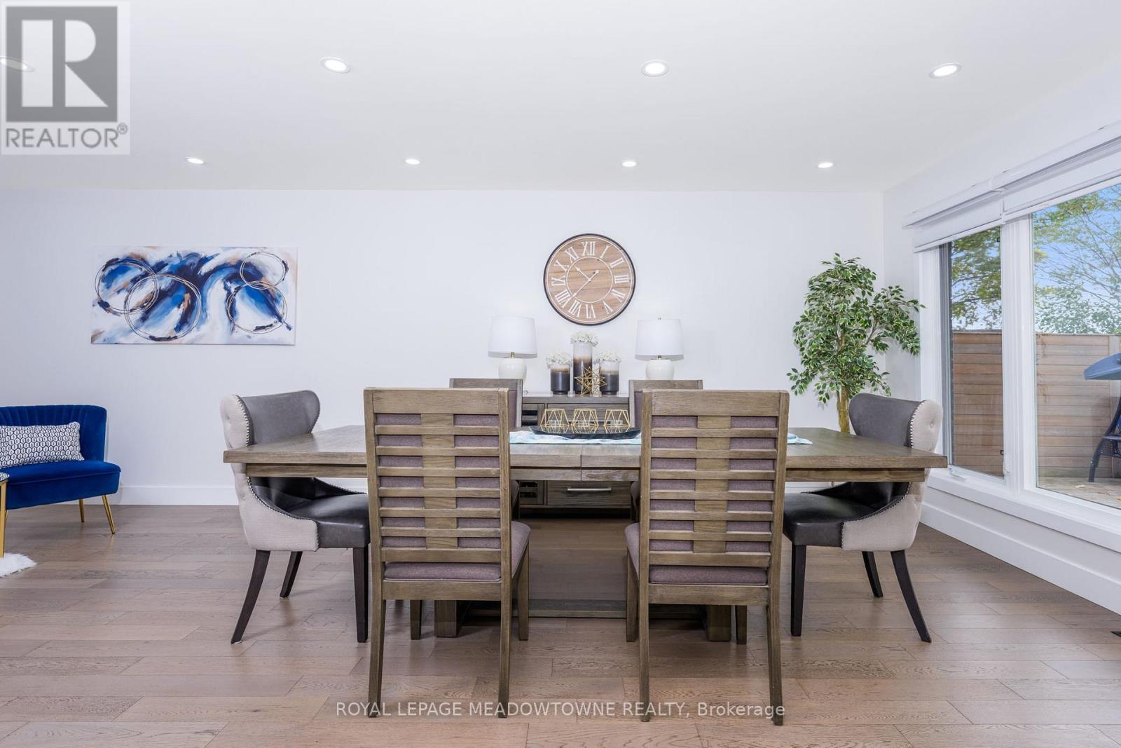 4 Chipper Court, Halton Hills (Georgetown), Ontario  L7G 1L3 - Photo 6 - W13028532