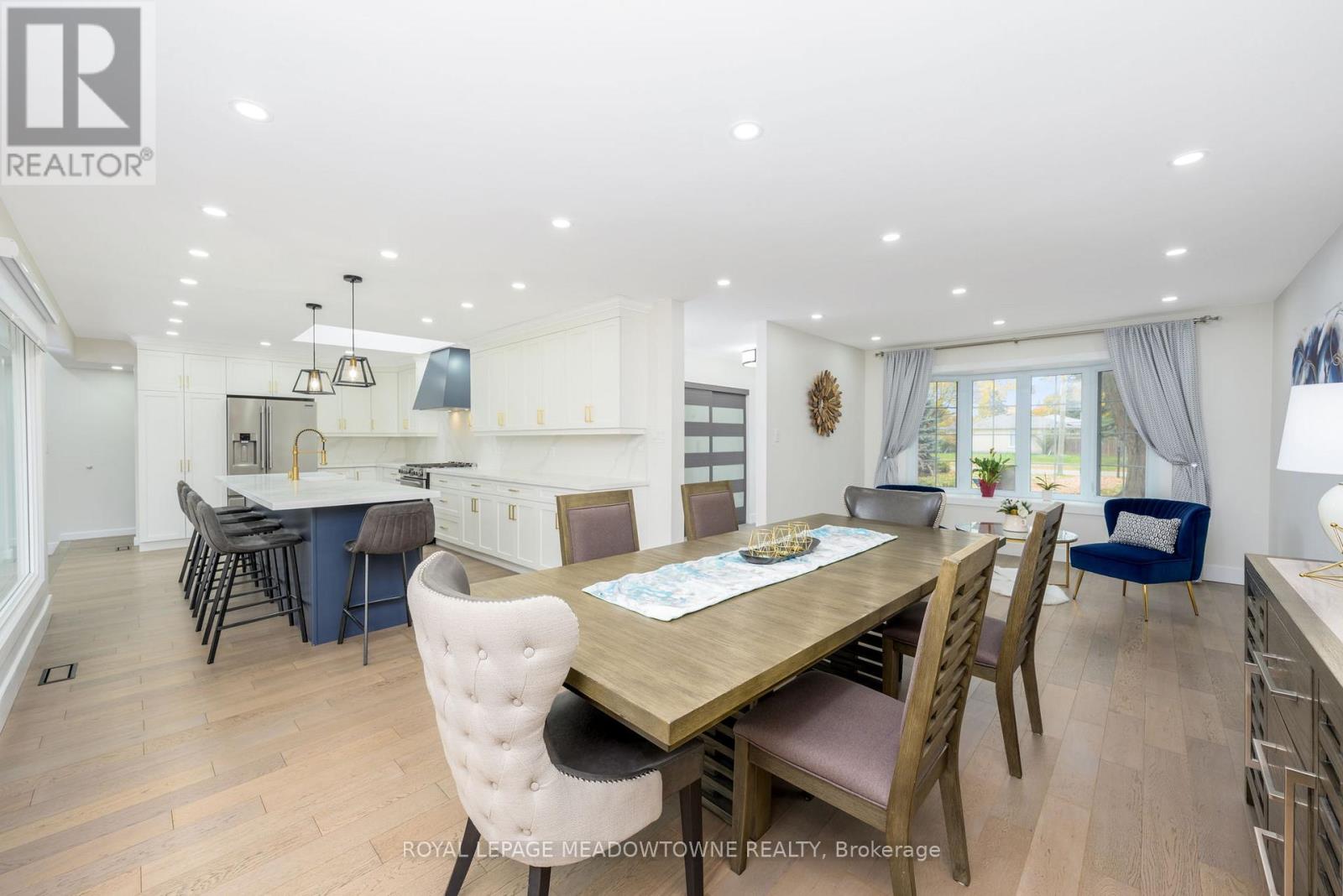 4 Chipper Court, Halton Hills (Georgetown), Ontario  L7G 1L3 - Photo 8 - W13028532