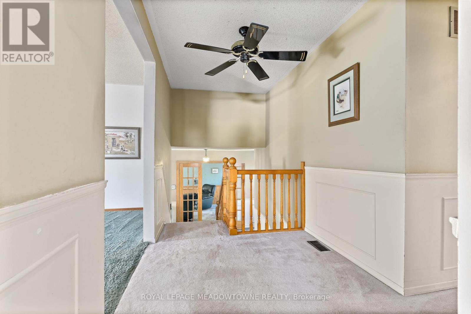 82 Mary Street, Halton Hills (Georgetown), Ontario  L7G 4V6 - Photo 10 - W13029446