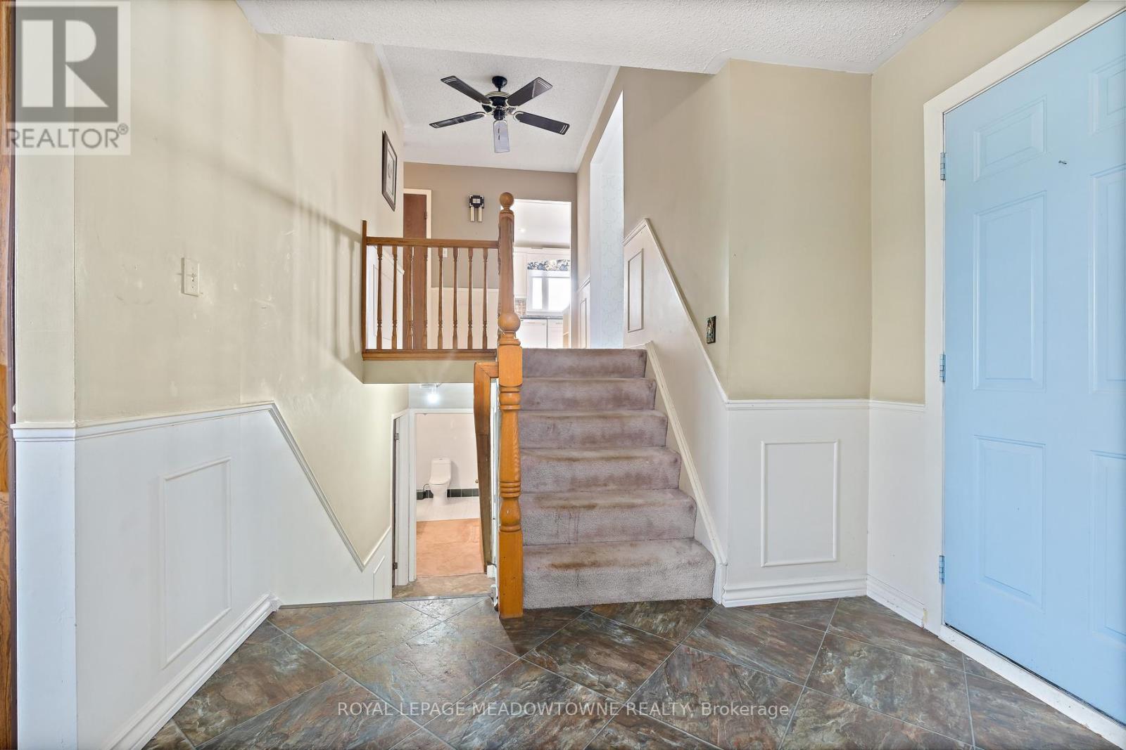 82 Mary Street, Halton Hills (Georgetown), Ontario  L7G 4V6 - Photo 9 - W13029446