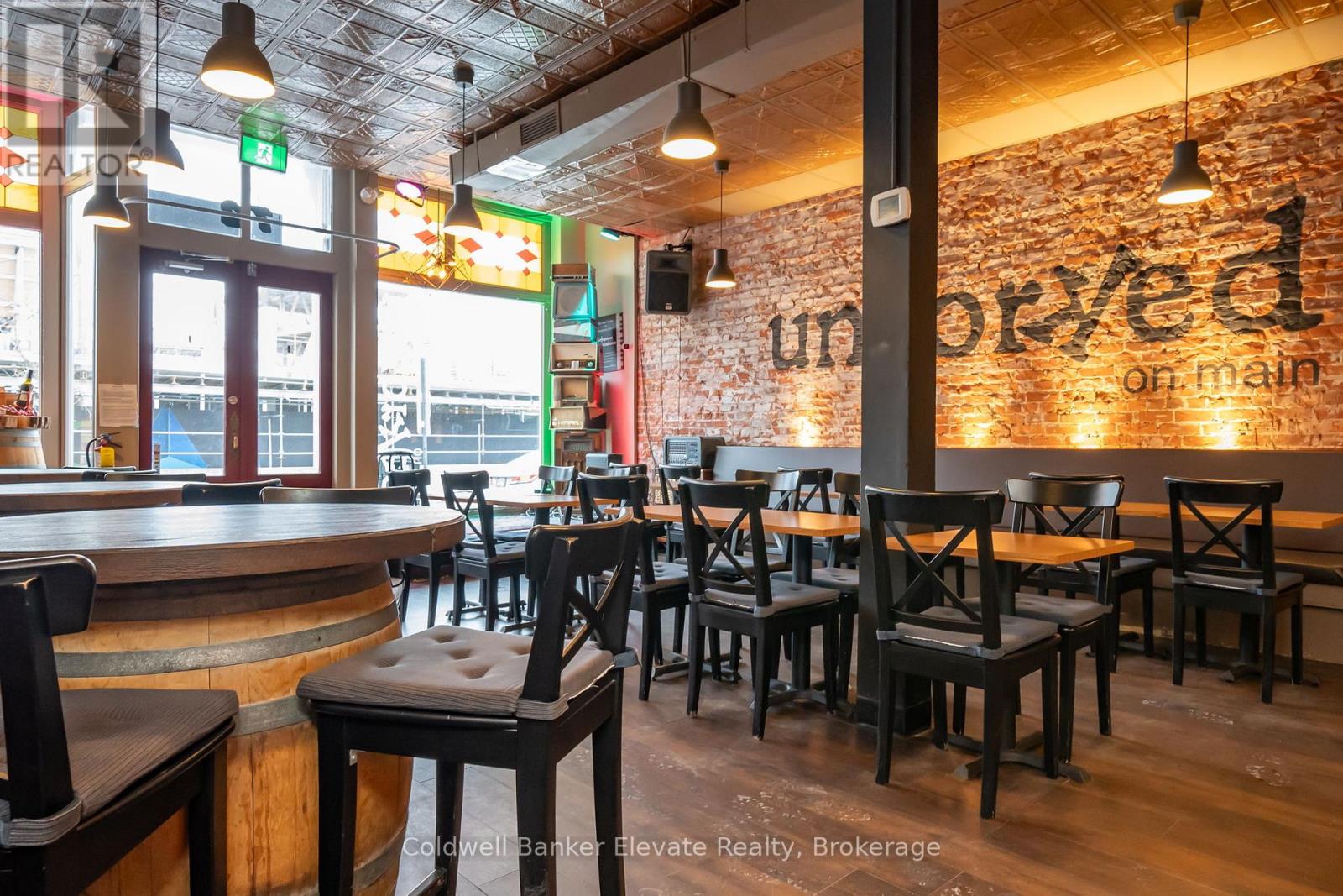 72 Main Street S, Halton Hills (Georgetown), Ontario  L7G 3G3 - Photo 7 - W13031064