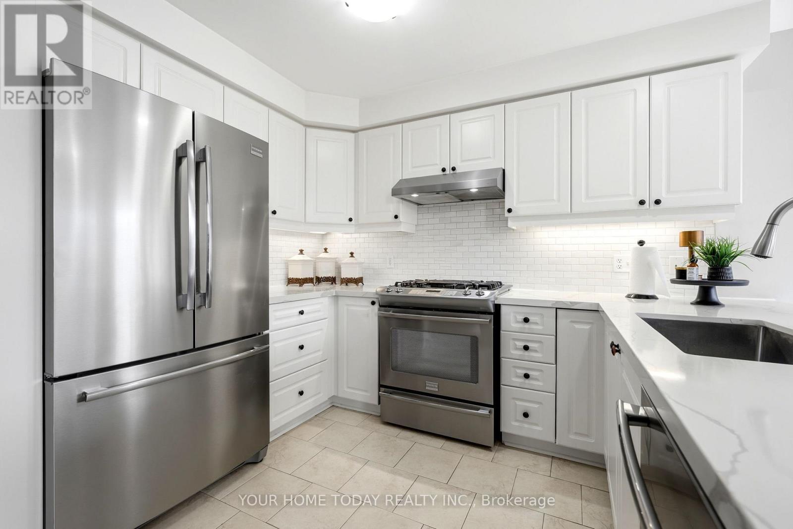 96 Lauchlin Crescent, Halton Hills (Georgetown), Ontario  L7G 5R5 - Photo 10 - W13031220