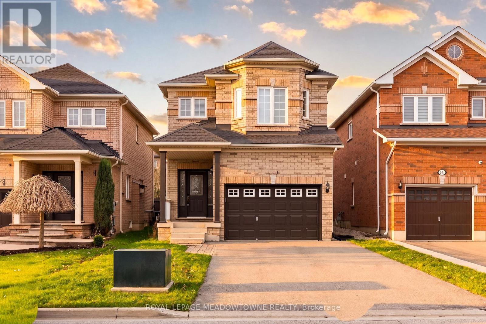 14 Eagleview Way, Halton Hills (Georgetown), Ontario  L7G 6N3 - Photo 3 - W13031708