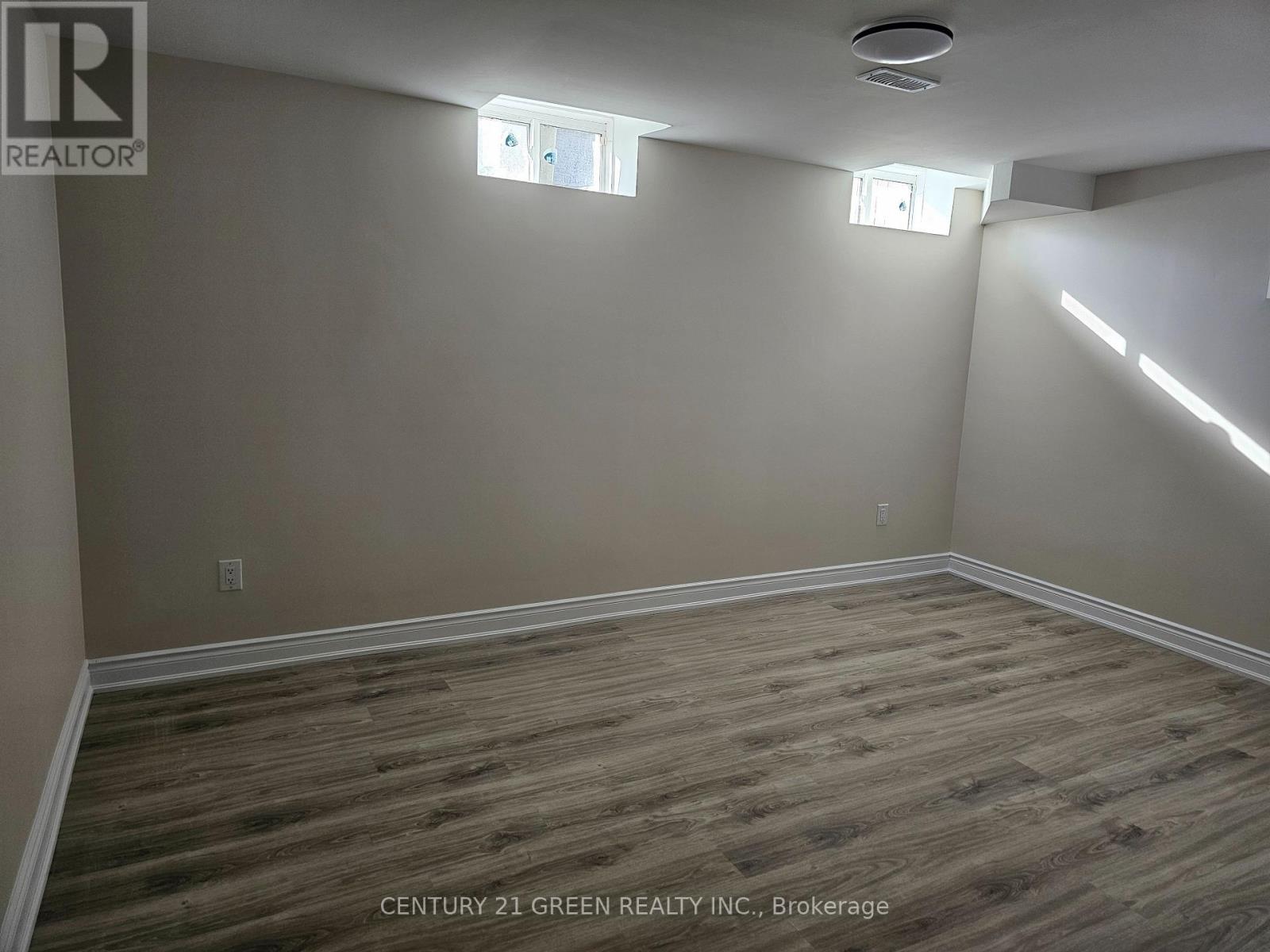 Bsmt - 15172 Danby Road, Halton Hills (Georgetown), Ontario  L7G 0H6 - Photo 5 - W13033474