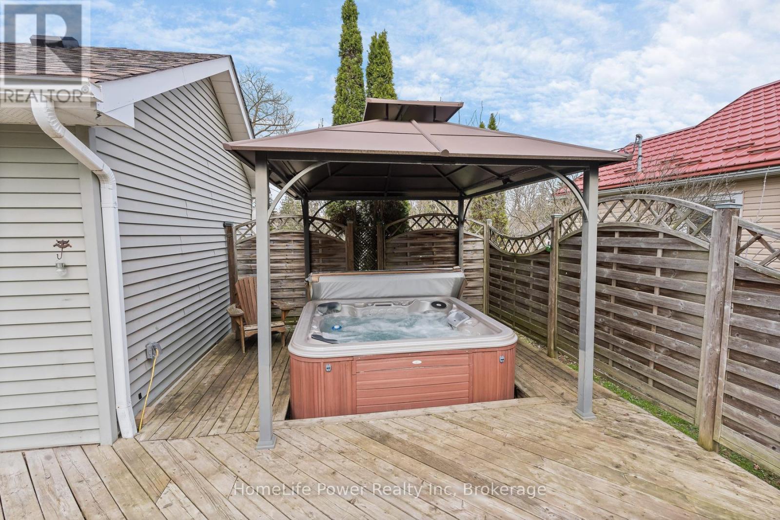 14 Erin Street, Halton Hills (Glen Williams), Ontario  L7G 3M6 - Photo 25 - W13033766